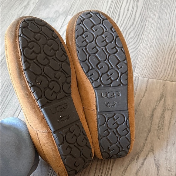 UGG Men's Ascot Chestnut Suede Loafers - Picture 7 of 8